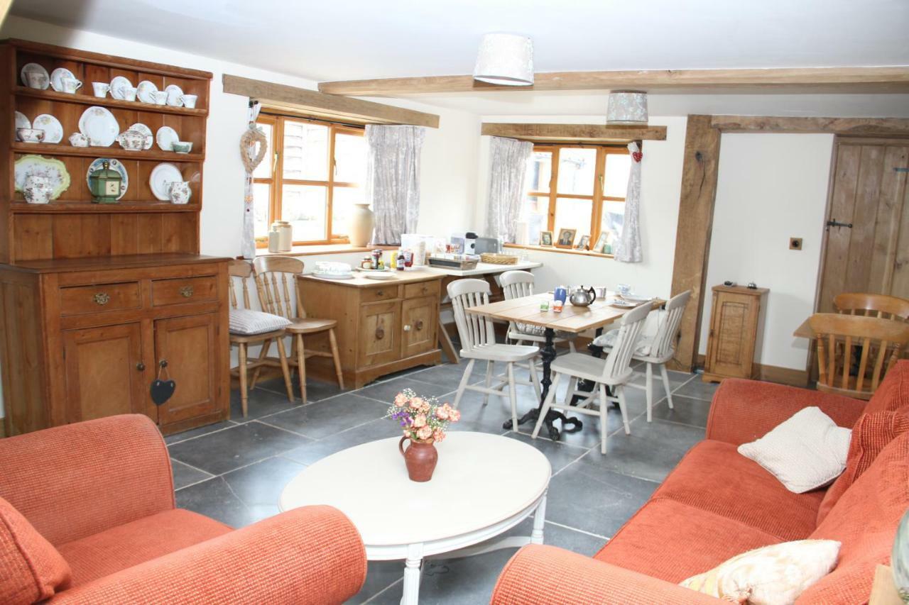 Castle Farm Bed & Breakfast Wedmore Bagian luar foto